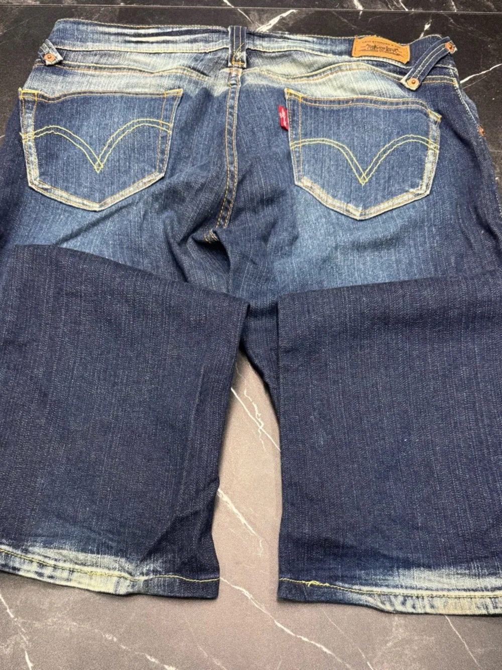 Levi’s Y2K Low Rise Bootcut Jeans Women's 11 Dark Wash Faded Denim Retro